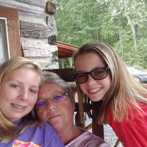 Meet your Posher, Lou